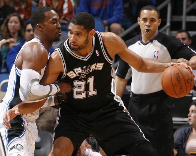 一个发问 一个发问